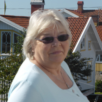 Photo of Doreen COWLING