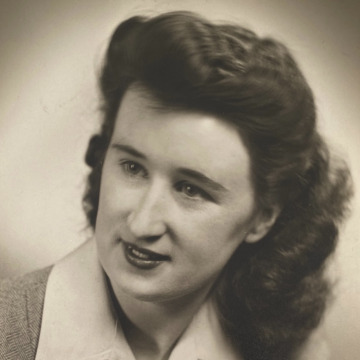 Photo of Menna Lloyd DAVIES -