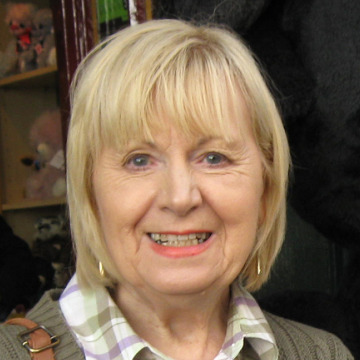 Photo of Anne ROSS